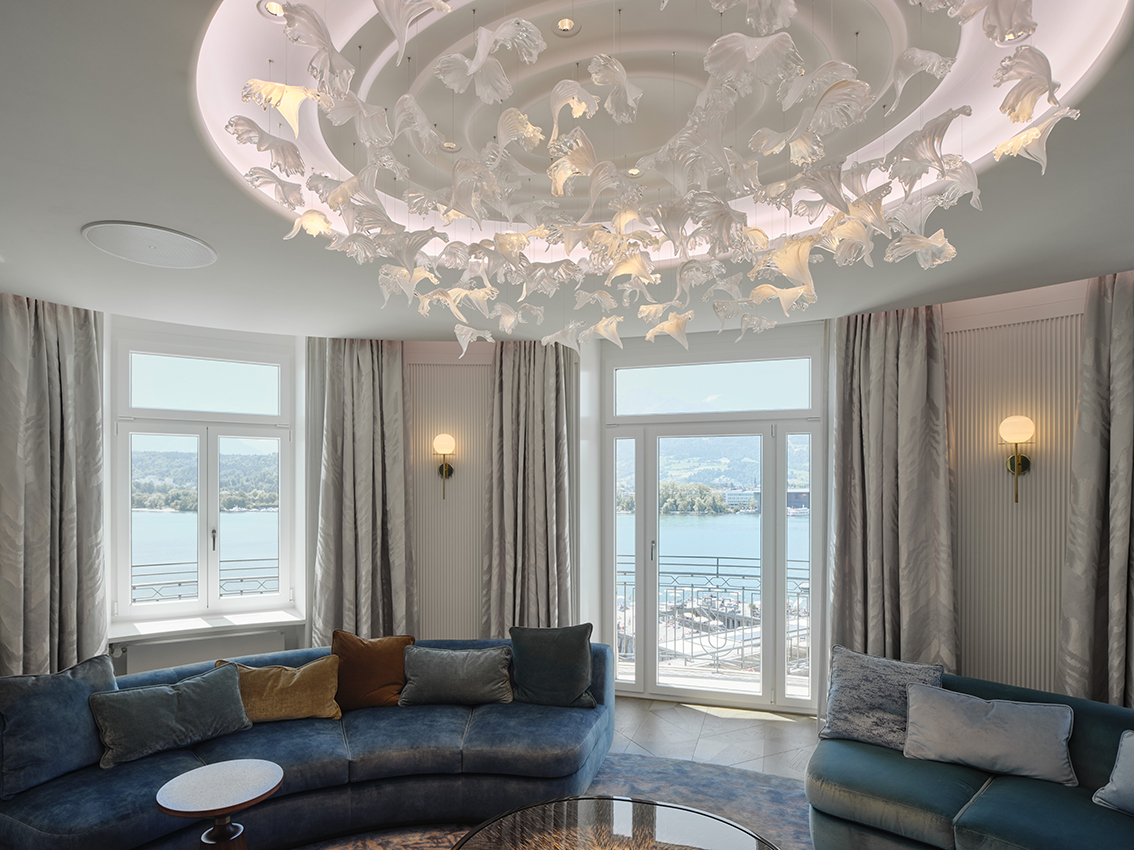SANS SOUCI LIGHTS UP THE PRESIDENTIAL SUITE￼