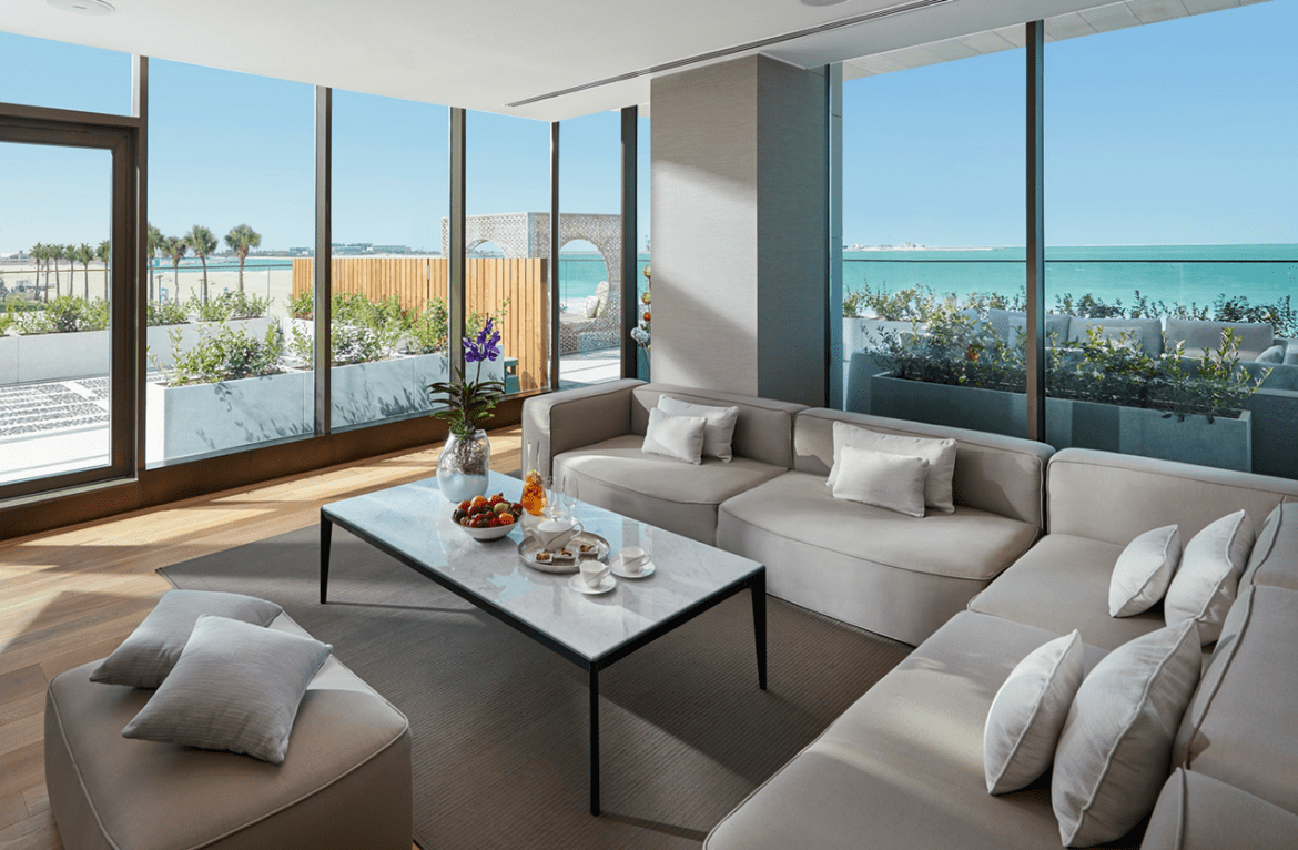 CELEBRITY BACK CARE SPECIALIST GARRY TRAINER RETURNS TO MANDARIN ORIENTAL JUMEIRA, DUBAI THIS OCTOBER