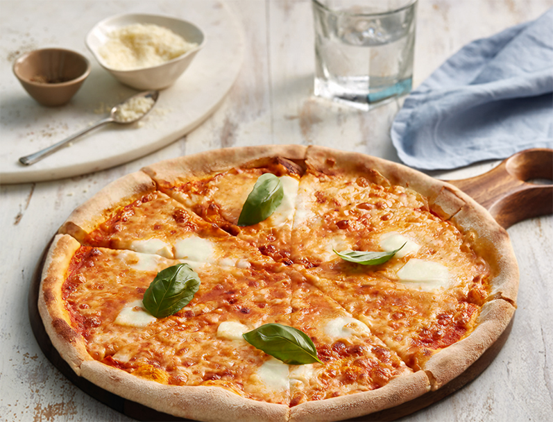 Celebrating the UAE with a Classic: Carluccio’s Offers Margherita Pizza for AED 54