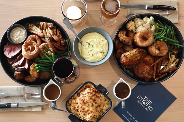 Make Sundays Something to Savour with The Strand’s Indulgent Roast Experience
